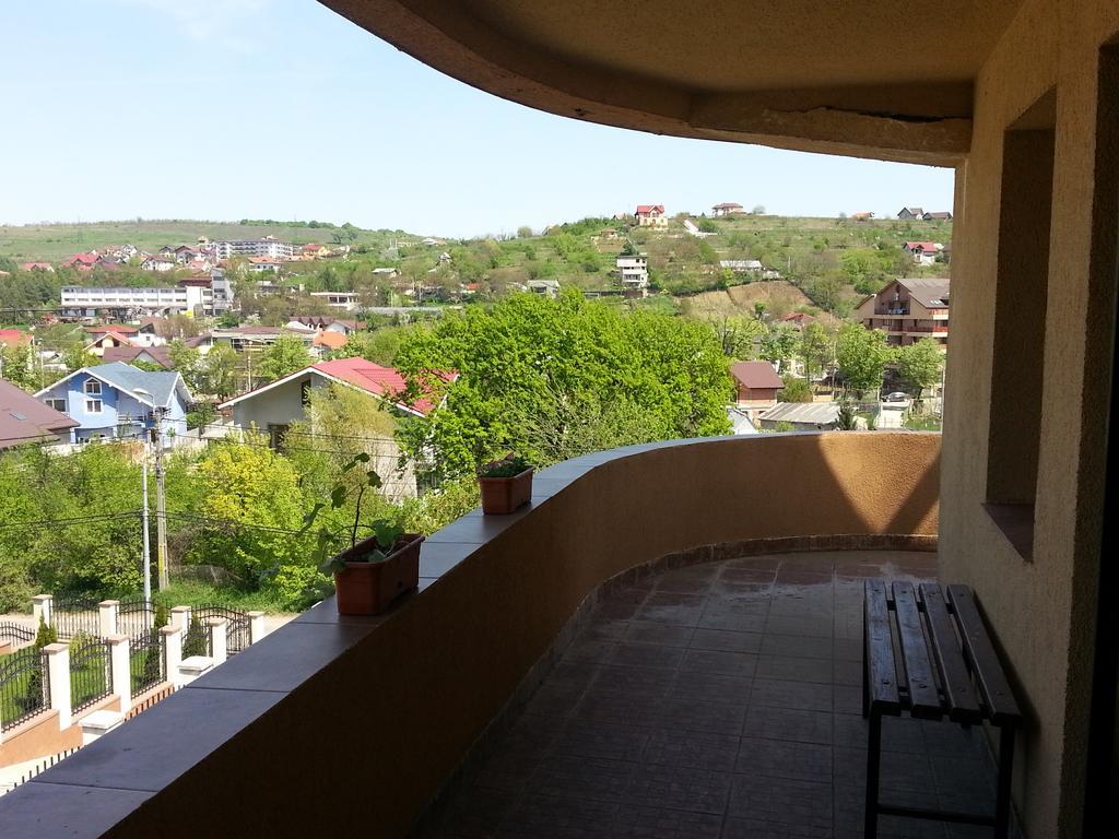 Pension Ambiance Iasi Exterior foto
